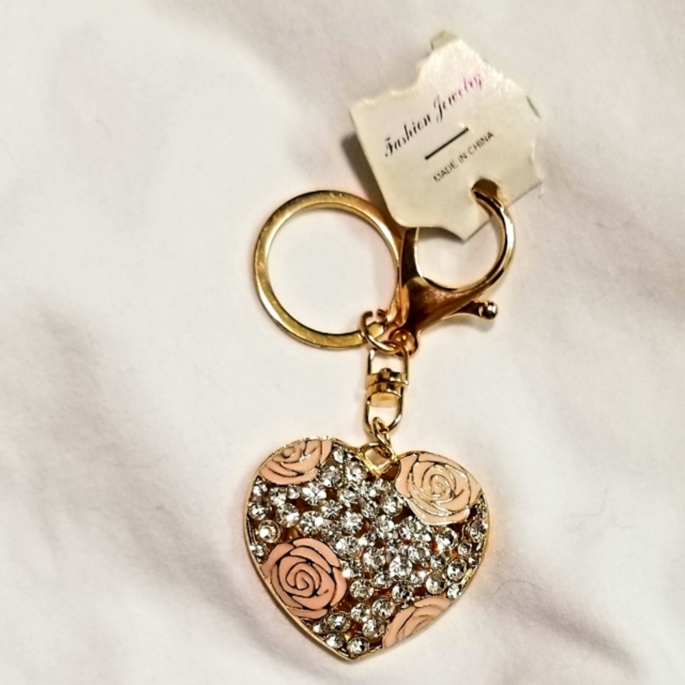 KEYCHAIN,PURSE/BAG Charm Gold Tone Heart w/ Pink Flowers & BLING Crystals